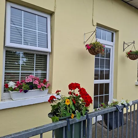 No 1 * Carrick-on-Suir