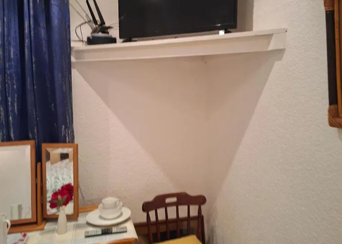 No 1 Couette-café *